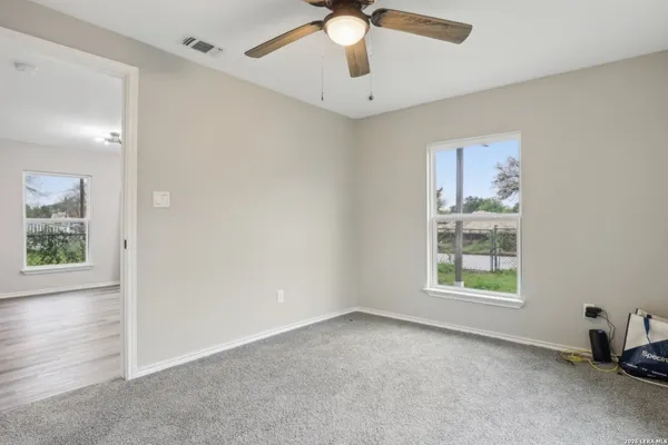 $1,395 | 1360 Essex Street, San Antonio, TX 78210