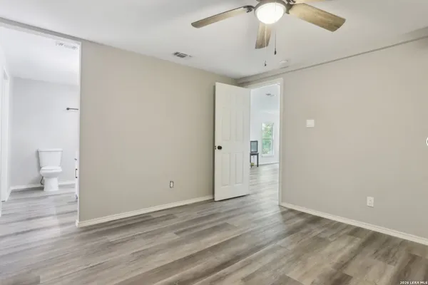 $1,395 | 1360 Essex Street, San Antonio, TX 78210