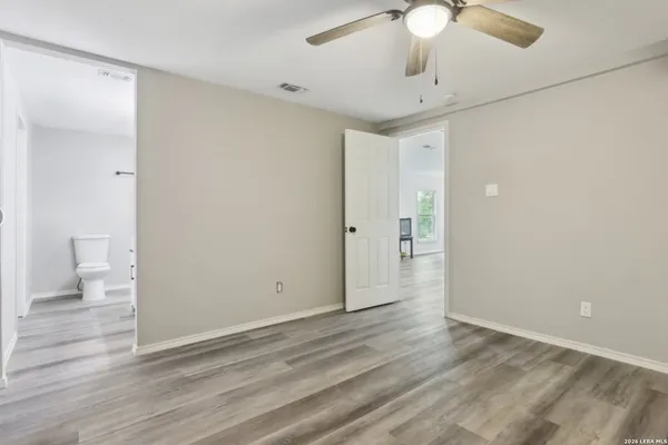$1,395 | 1360 Essex Street, San Antonio, TX 78210