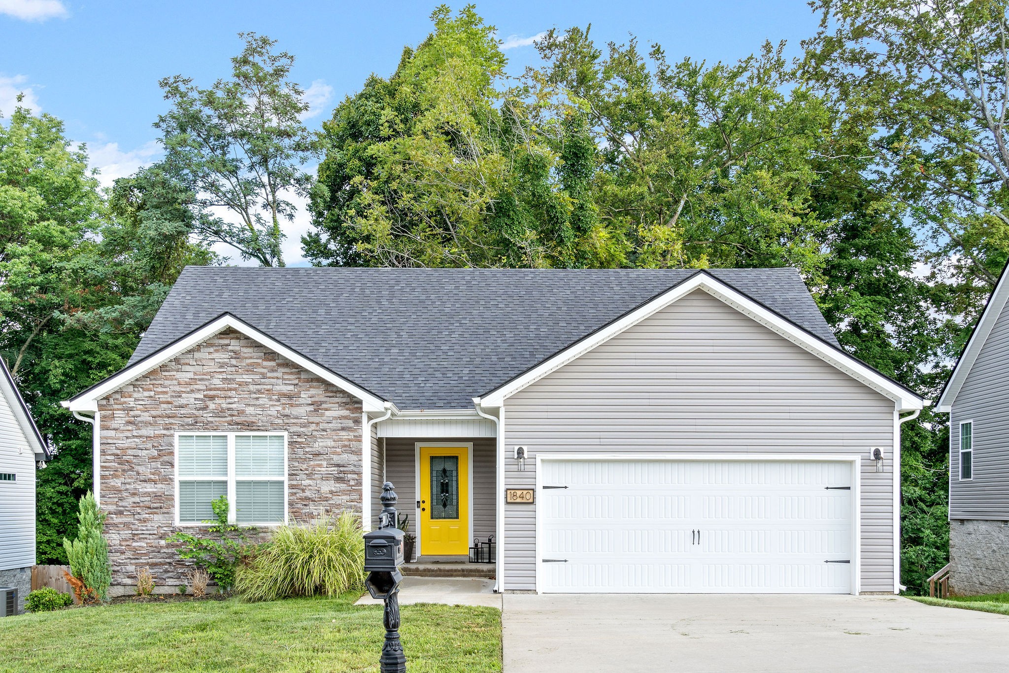 1840 Rains Road Clarksville, TN 37042 - Photo 1 of 32 Gallery Image 1