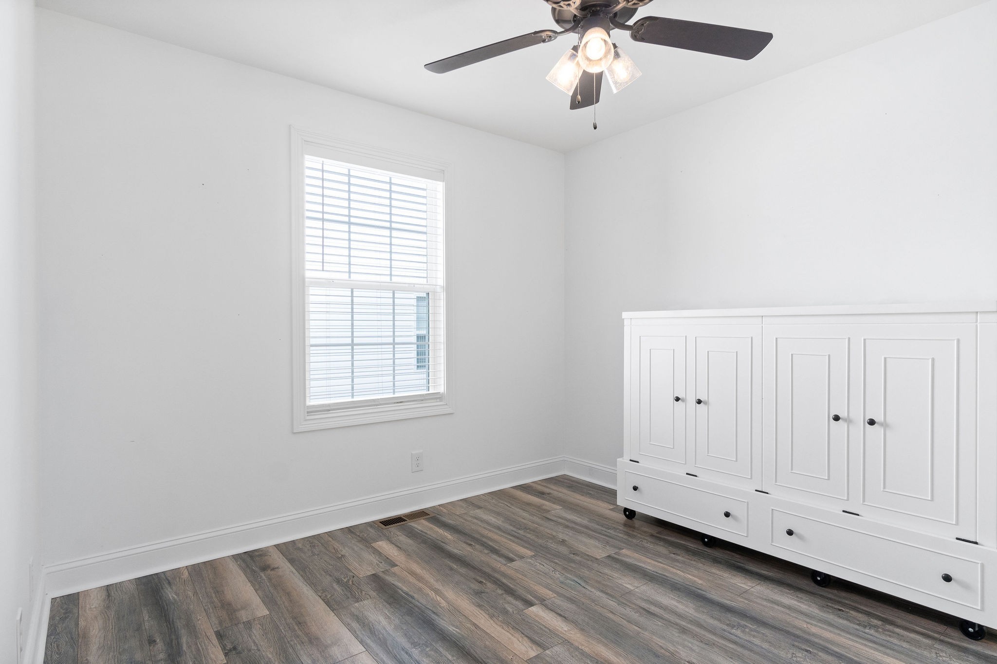 1840 Rains Road Clarksville, TN 37042 - Photo 23 of 32 Gallery Image 23