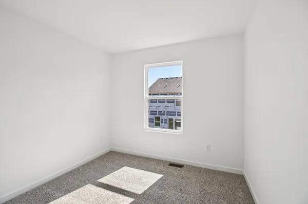 $313,990 | 905 Briar Gln Court, Hampshire, IL 60140