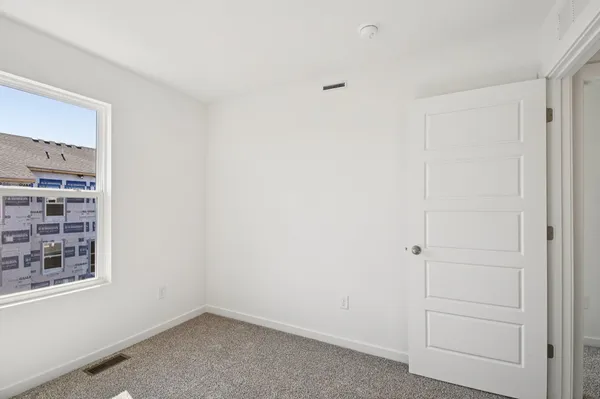 $313,990 | 905 Briar Gln Court, Hampshire, IL 60140