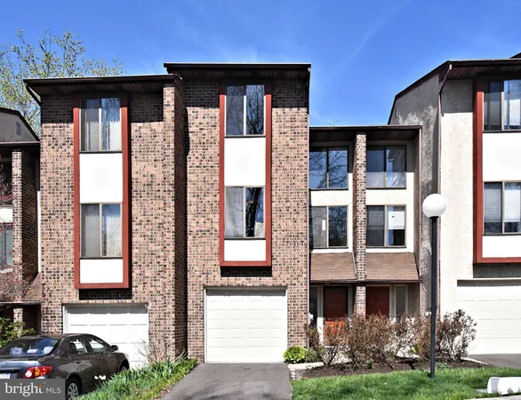 $399,900 | 8-4 Aspen Way, Unit 84, Doylestown, PA 18901