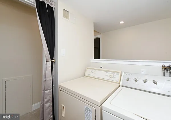 $399,900 | 8-4 Aspen Way, Unit 84, Doylestown, PA 18901