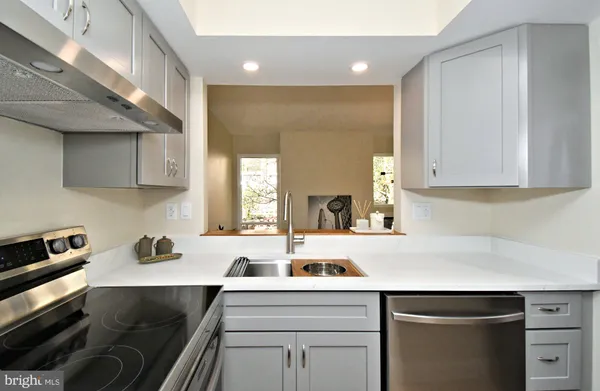 $399,900 | 8-4 Aspen Way, Unit 84, Doylestown, PA 18901