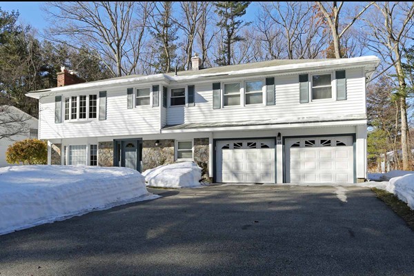 32 Ledgewood Road Framingham, MA 01701 - Photo 1 of 18 Gallery Image 1