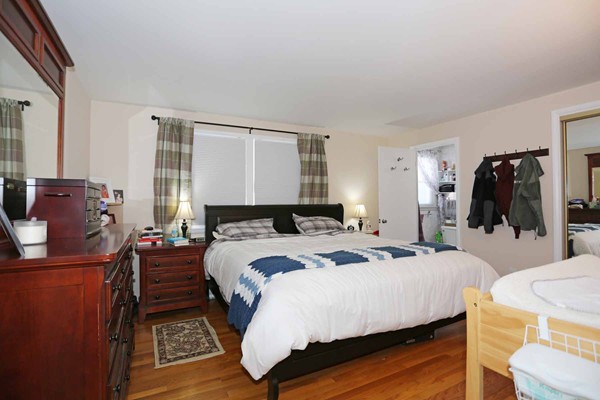 32 Ledgewood Road Framingham, MA 01701 - Photo 5 of 18 Gallery Image 5
