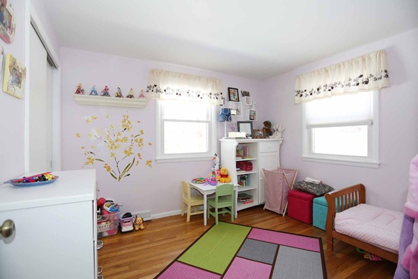 32 Ledgewood Road Framingham, MA 01701 - Photo 7 of 18 Gallery Image 7