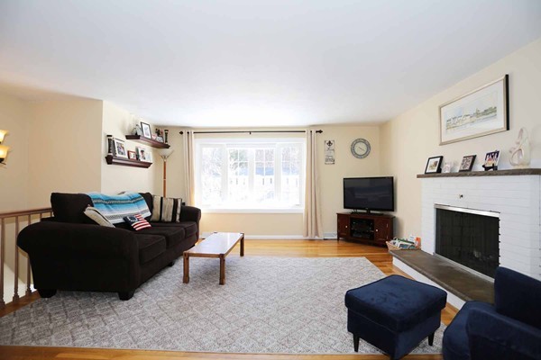 32 Ledgewood Road Framingham, MA 01701 - Photo 10 of 18 Gallery Image 10