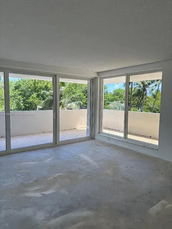 $1,100,000 | 177 Ocean Ln Drive, Unit 208, Key Biscayne, FL 33149