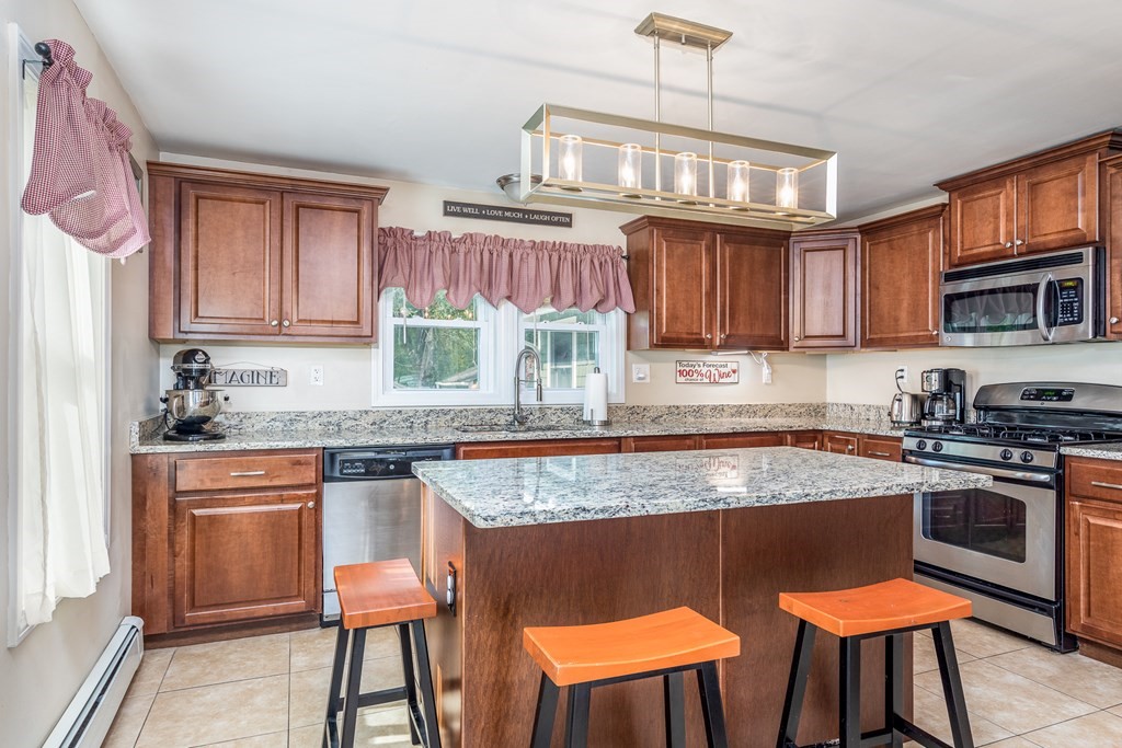 5 Prospect Street Rowley, MA 01969 - Photo 8 of 30 Gallery Image 8