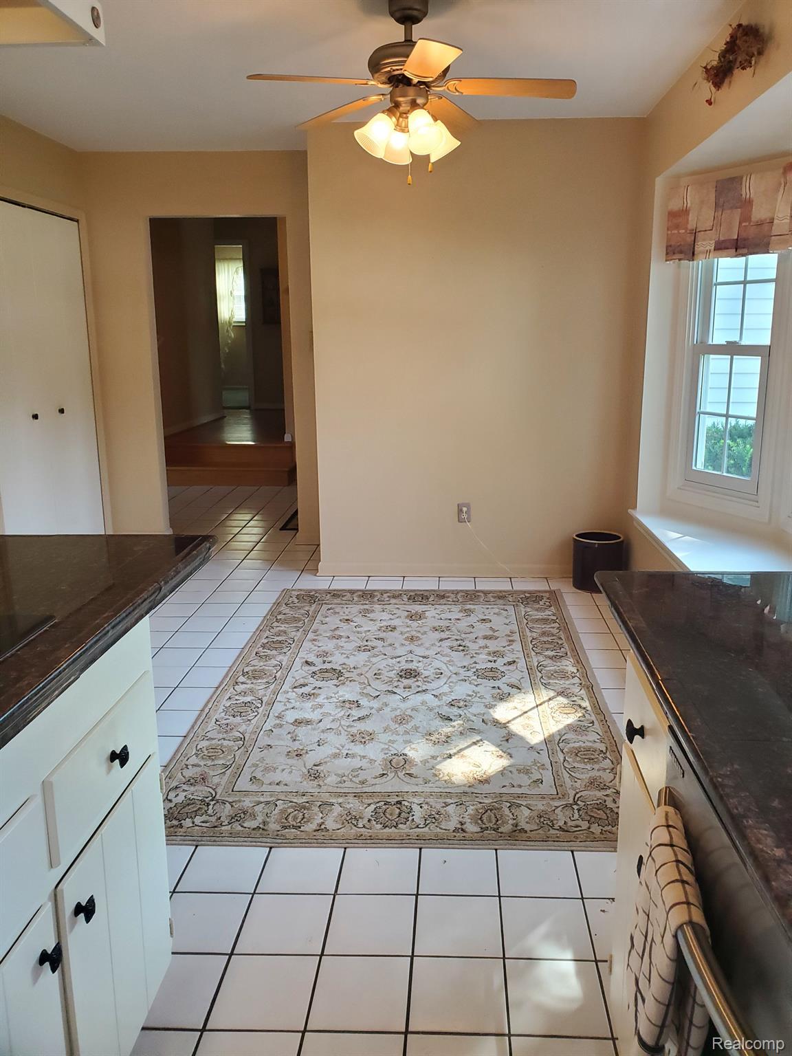 35647 Congress Road Farmington, MI 48335 - Photo 11 of 24 Gallery Image 11