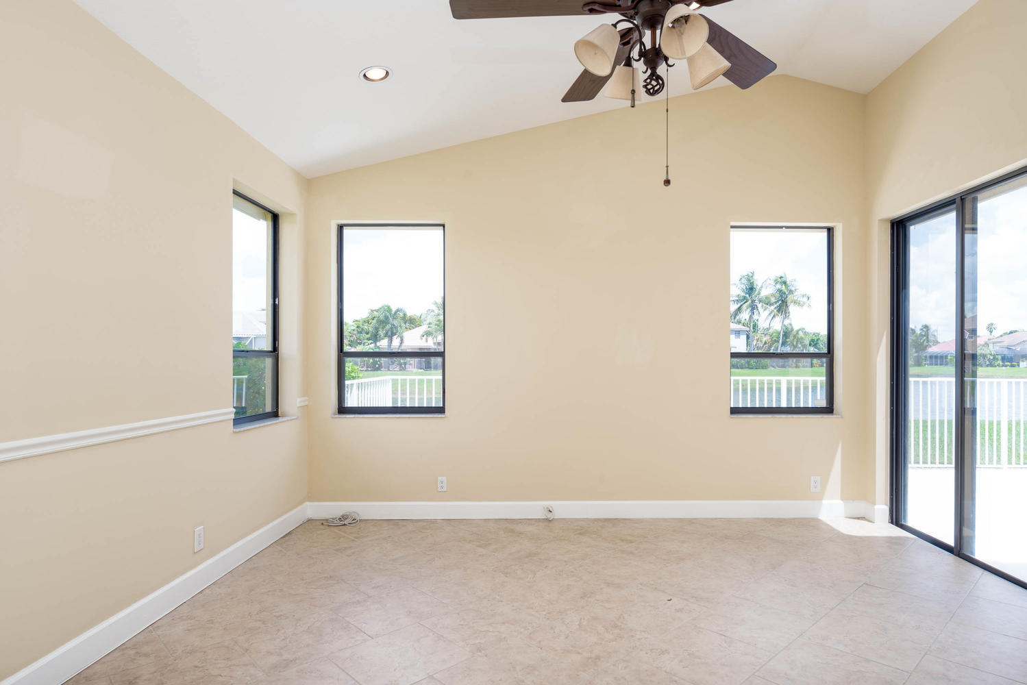 22295 Holcomb Place Boca Raton, FL 33428 - Photo 16 of 38 Great Room