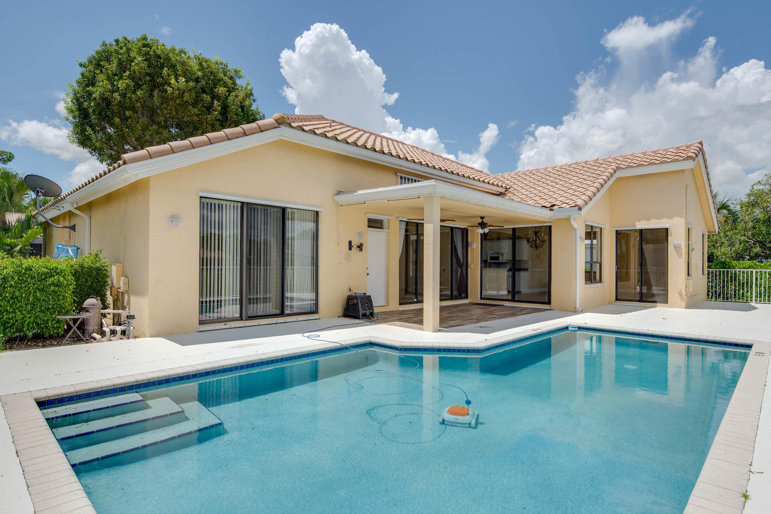 22295 Holcomb Place Boca Raton, FL 33428 - Photo 28 of 38 pool view