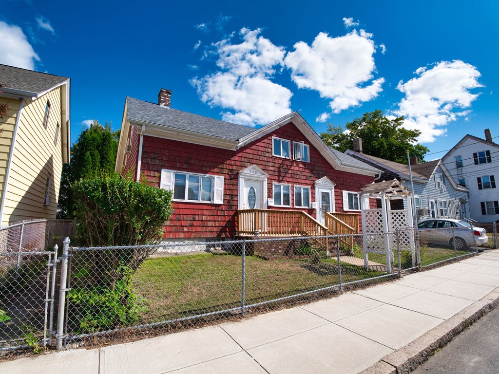 208-210 John Street Fall River, MA 02721 - Photo 2 of 18 Gallery Image 2