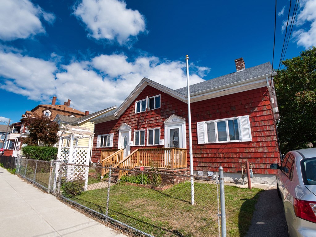208-210 John Street Fall River, MA 02721 - Photo 3 of 18 Gallery Image 3