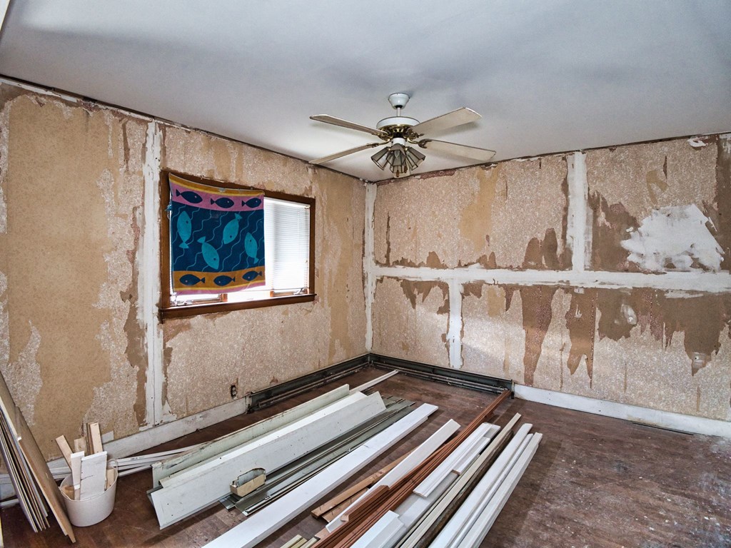 208-210 John Street Fall River, MA 02721 - Photo 7 of 18 Gallery Image 7
