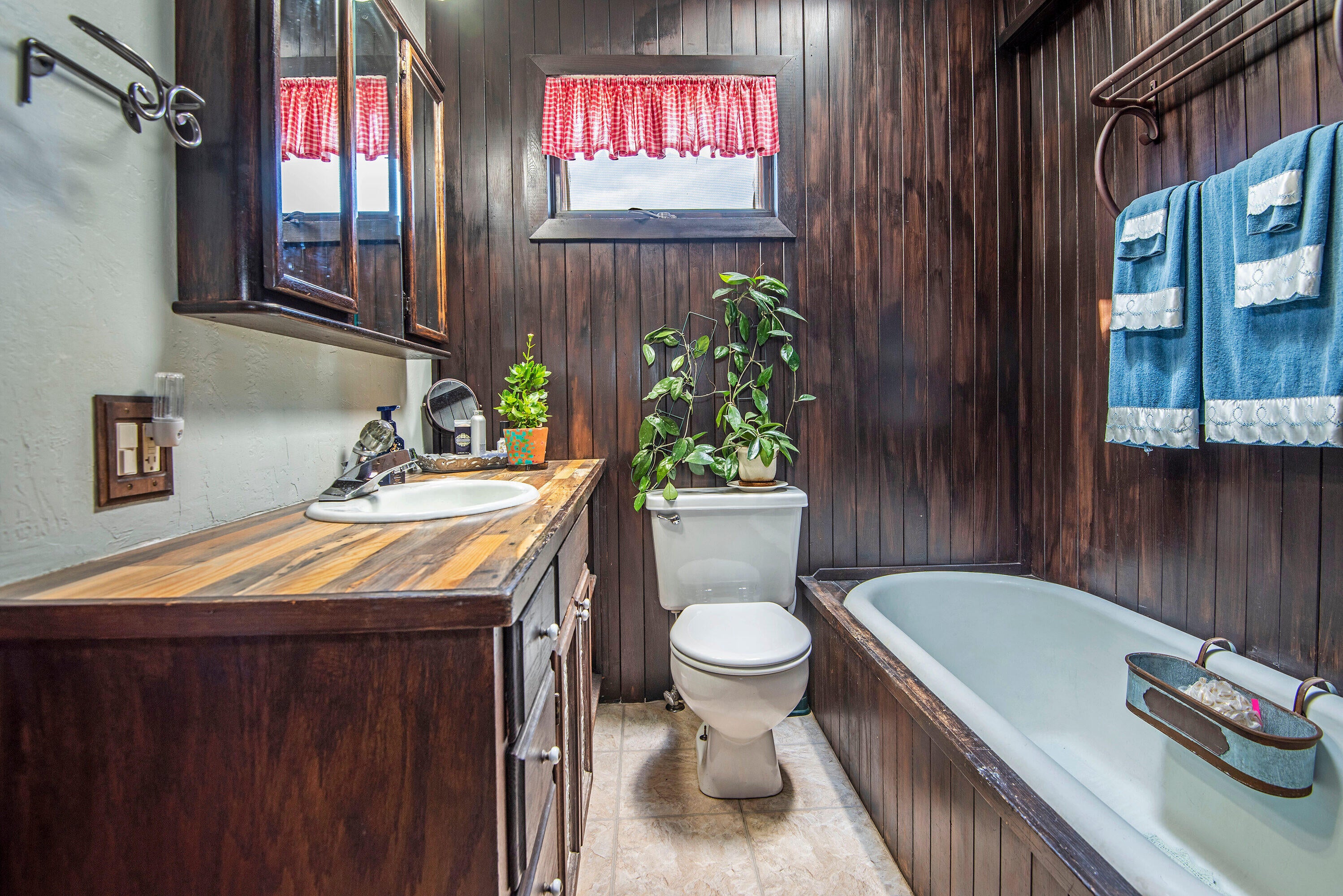 63591 Gentry Loop Bend, OR 97701 - Photo 8 of 24 63591 Gentry Loop Bend OR-print-008-004-