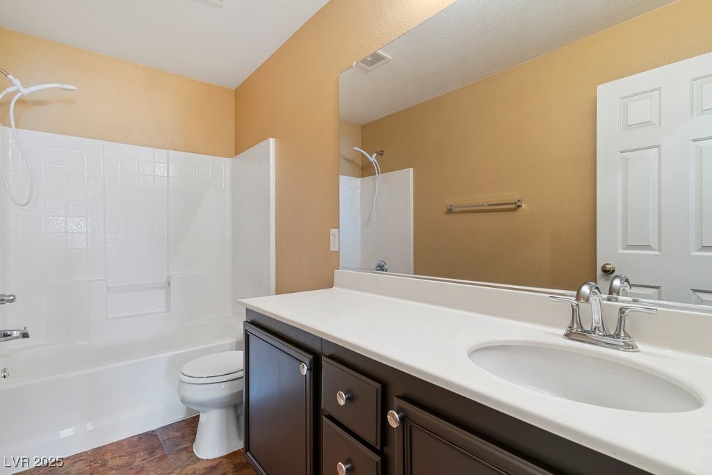 5033 Ropers Rock Court Las Vegas, NV 89131 - Photo 28 of 40 Bathroom with washtub / shower combination and vanity