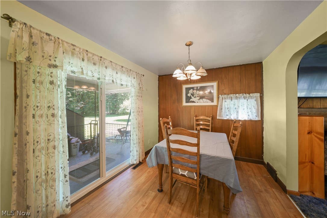 9621 Wolfe Road Windham, OH 44288 - Photo 10 of 39