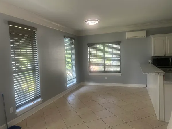 $1,550 | 409 East 7th Avenue, Unit B, Tallahassee, FL 32303