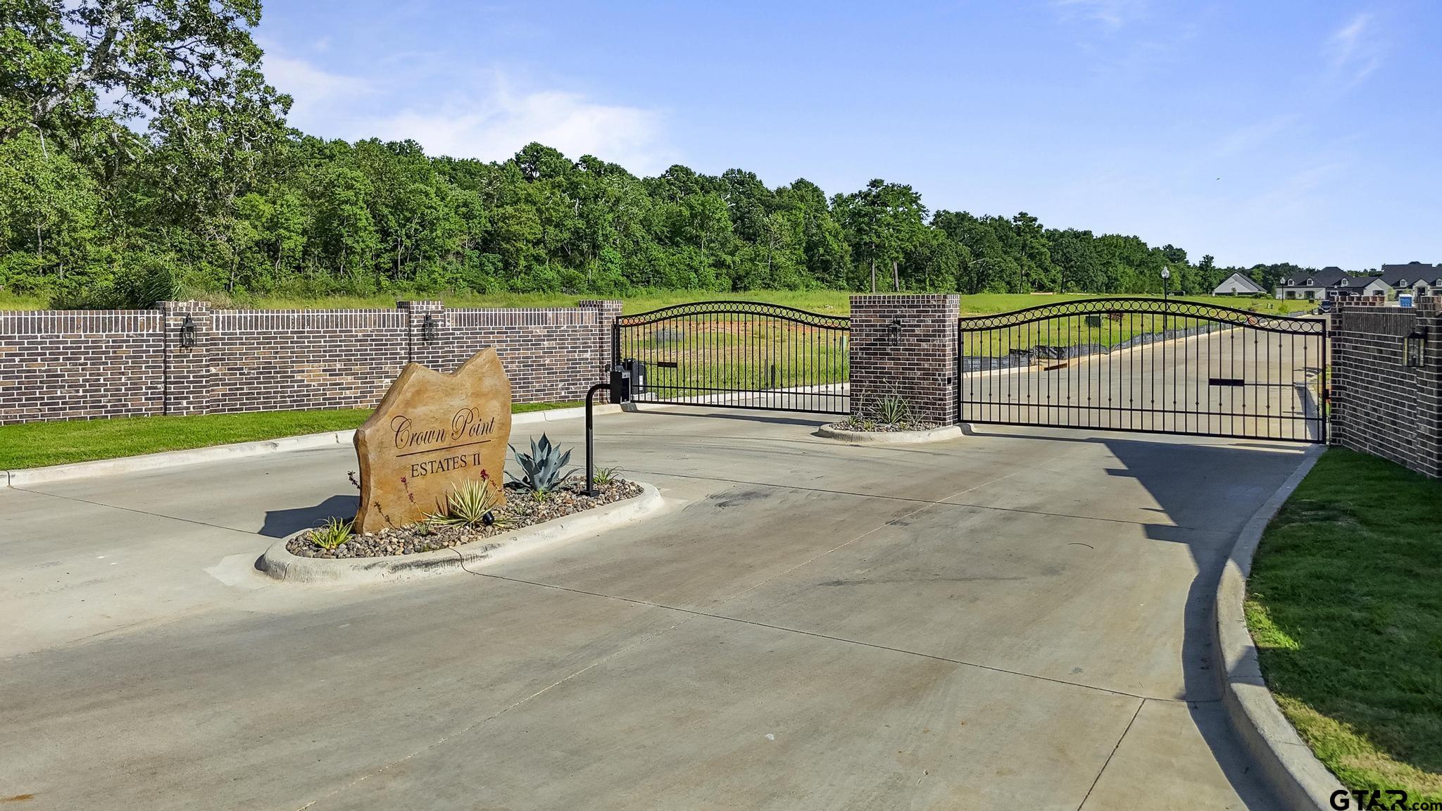 16527 Cooper Way Flint, TX 75762 - Photo 6 of 33 a park view with a bench