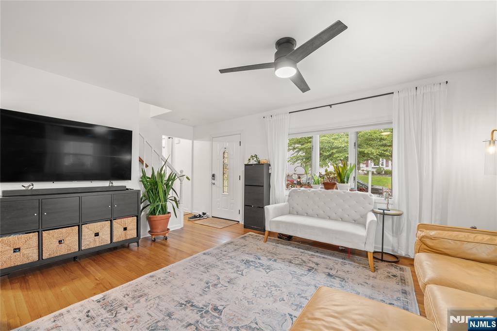 144 Harrington Road Clifton, NJ 07012 - Photo 4 of 23 Gallery Image 4
