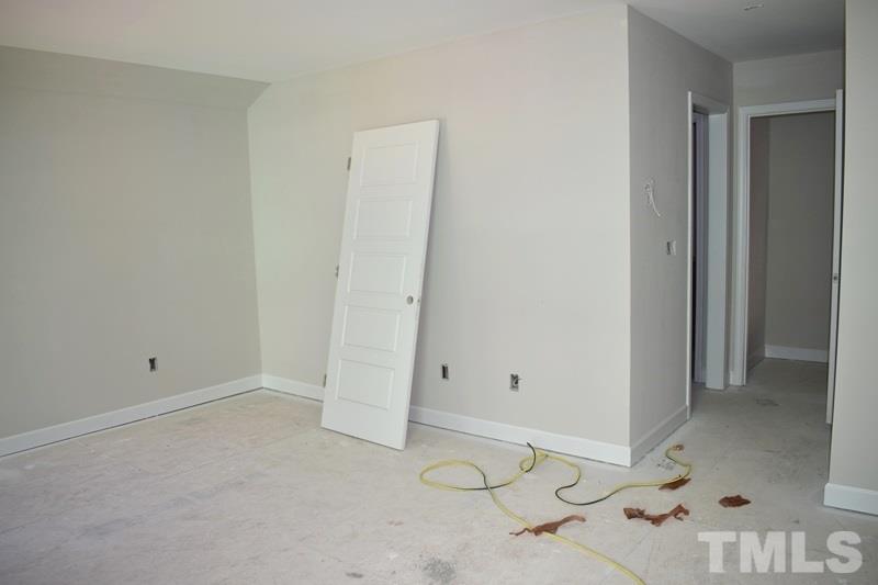 3549 South Beaver Lane Raleigh, NC 27604 - Photo 9 of 18 Gallery Image 9