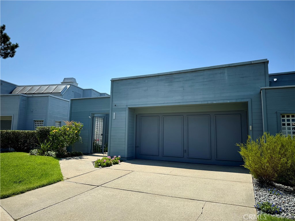 1035 Reliance Way Del Mar, CA 92014 - Photo 1 of 34