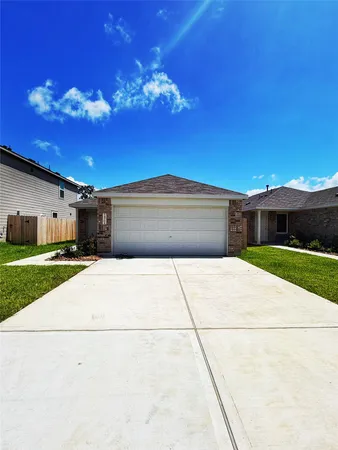 $1,800 | 14704 North Ascot Bnd Circle, Conroe, TX 77306