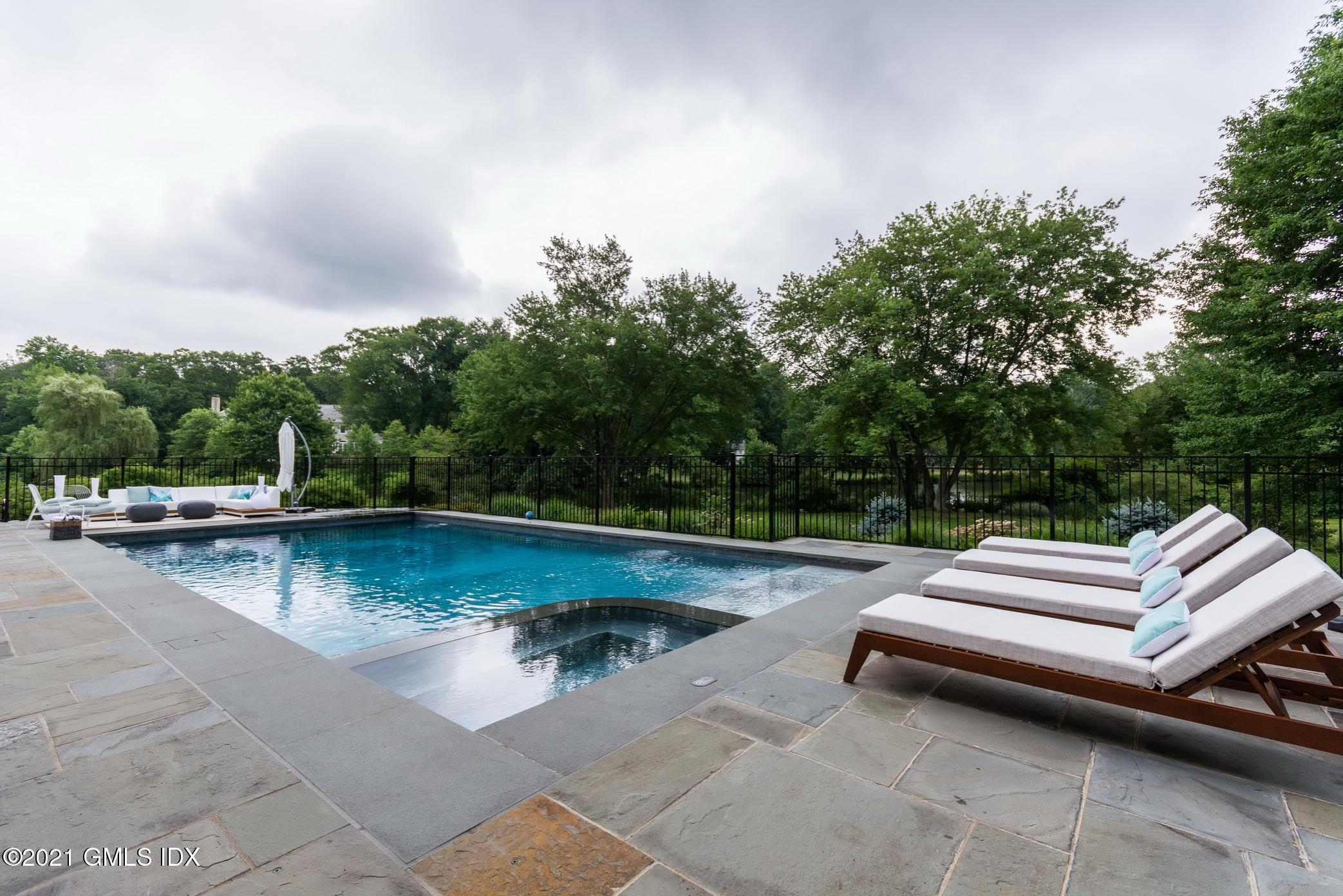 25 Beechcroft Road Greenwich, CT 06830 - Photo 12 of 12 WeChat Image_20210120121229