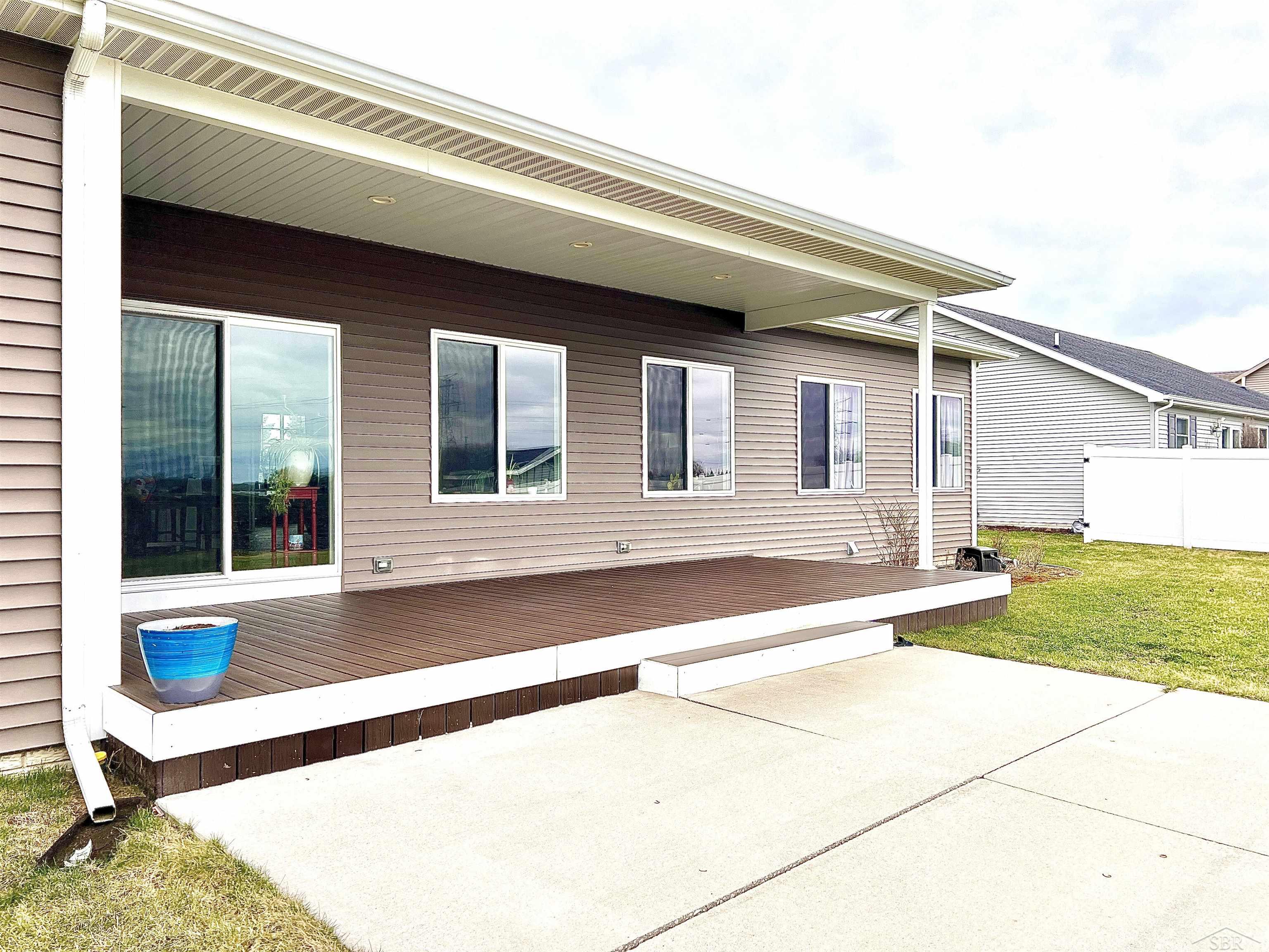 2519 Amelith Road Bay City, MI 48706 - Photo 26 of 27 50137359-222cefda-8073-4911-861b-b2c4a9deff19.JPG