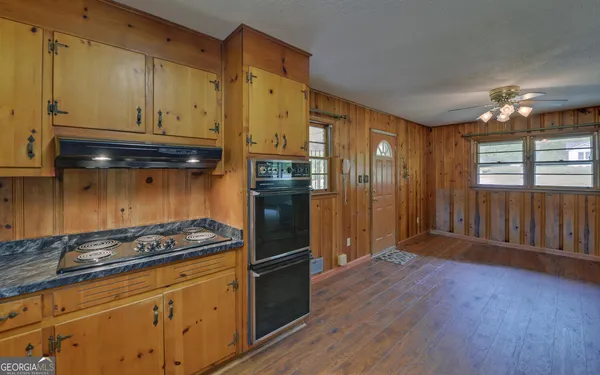 $265,000 | 586 Collins Road, Toccoa, GA 30577
