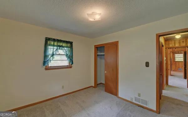 $265,000 | 586 Collins Road, Toccoa, GA 30577