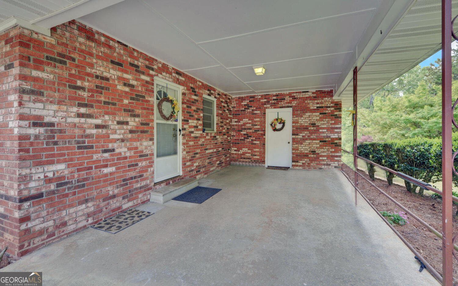 586 Collins Road Toccoa, GA 30577 - Photo 4 of 52