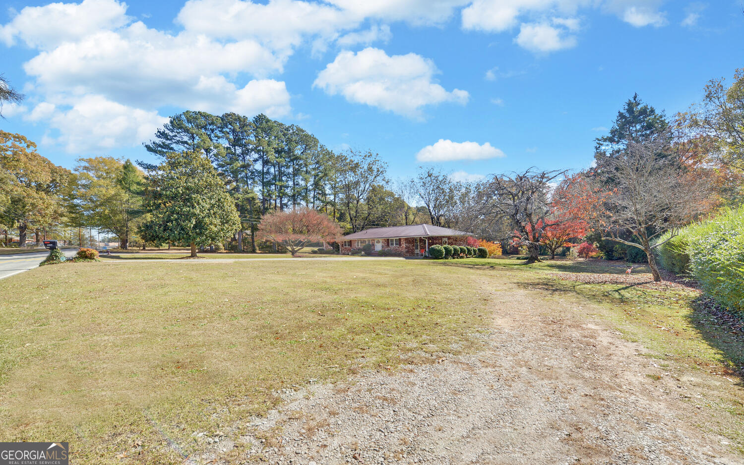 586 Collins Road Toccoa, GA 30577 - Photo 48 of 52 a view of an outdoor space and swimming pool