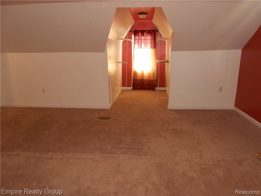 7733 Miller Road Dearborn, MI 48126 - Photo 25 of 45 7733 MILLER 030.JPG