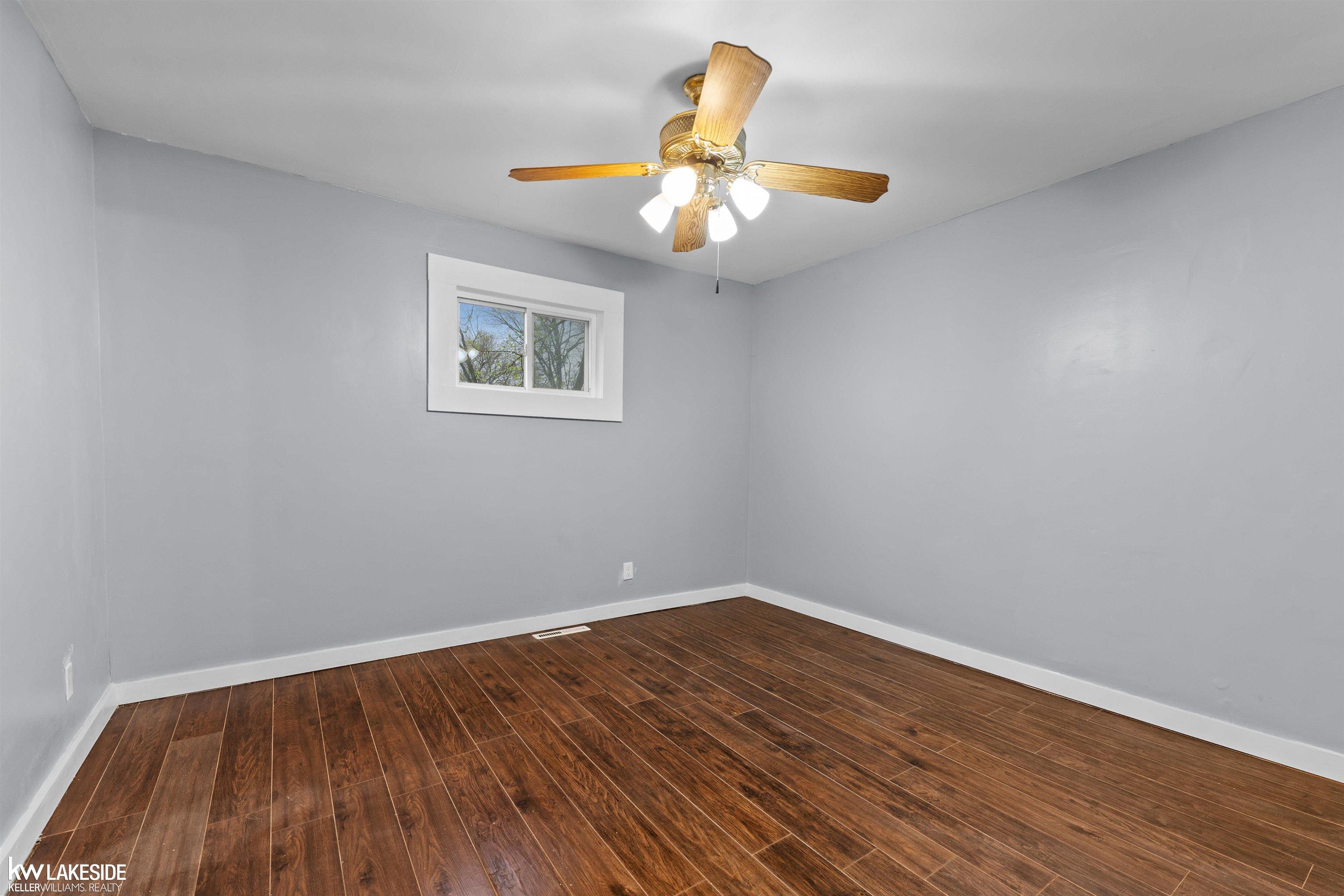 2105 Lambden Road Flint, MI 48532 - Photo 11 of 22