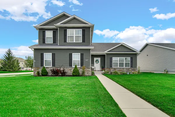 $424,900 | 18307 Peggy Sue Drive, Lowell, IN 46356