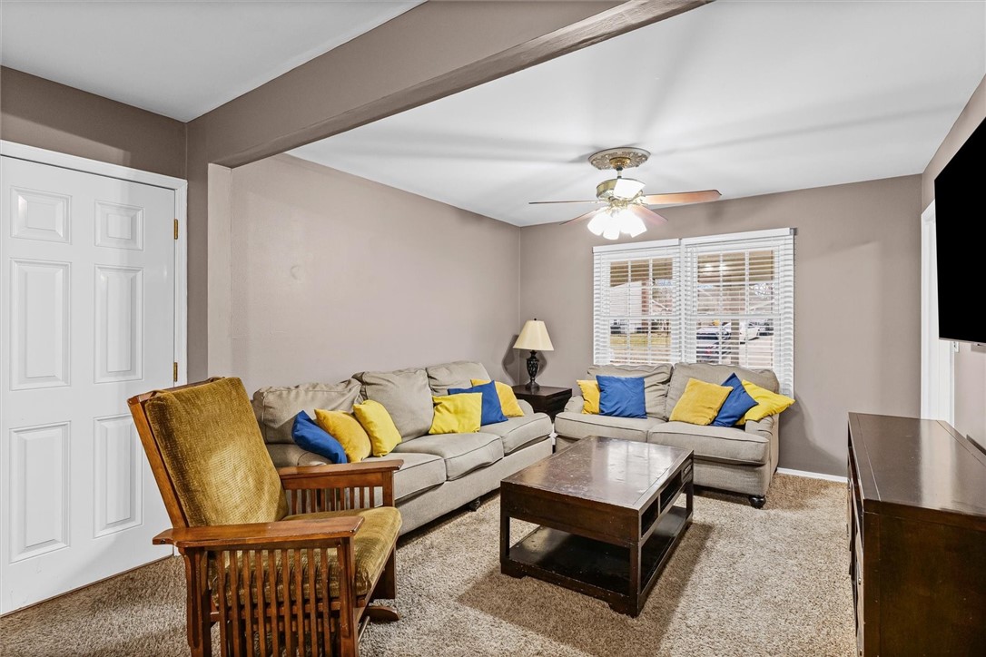 62 Woodhill Court Decatur, IL 62521 - Photo 11 of 36 Gallery Image 11