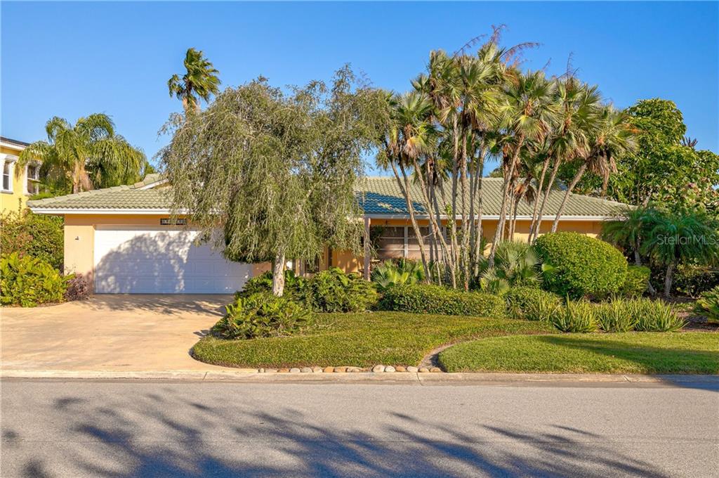 17005 Dolphin Drive, N Redington Beach - gorgeous waterfront home overlooking Boca Ciega Bay!