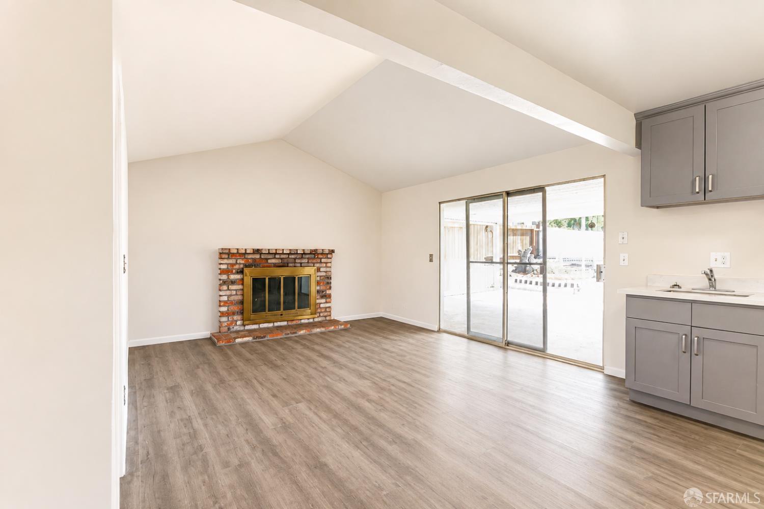 915 Seascape Circle Rodeo, CA 94572 - Photo 15 of 51 Gallery Image 15