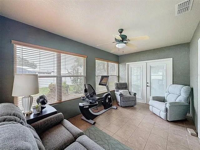 $414,900 | 204 Bentley Oaks Boulevard, Auburndale, FL 33823