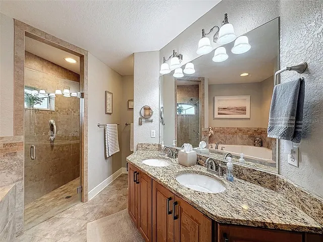 $414,900 | 204 Bentley Oaks Boulevard, Auburndale, FL 33823