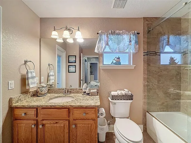 $414,900 | 204 Bentley Oaks Boulevard, Auburndale, FL 33823