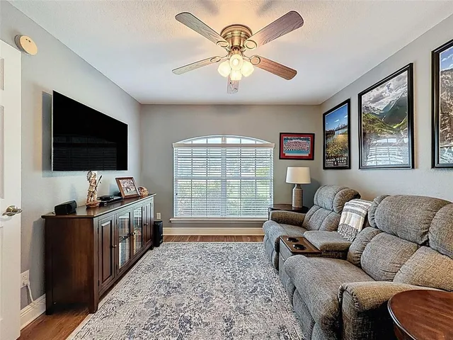 $414,900 | 204 Bentley Oaks Boulevard, Auburndale, FL 33823