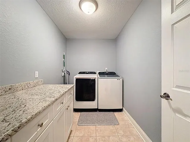 $414,900 | 204 Bentley Oaks Boulevard, Auburndale, FL 33823