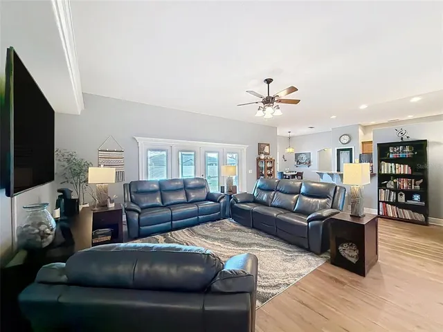 $414,900 | 204 Bentley Oaks Boulevard, Auburndale, FL 33823