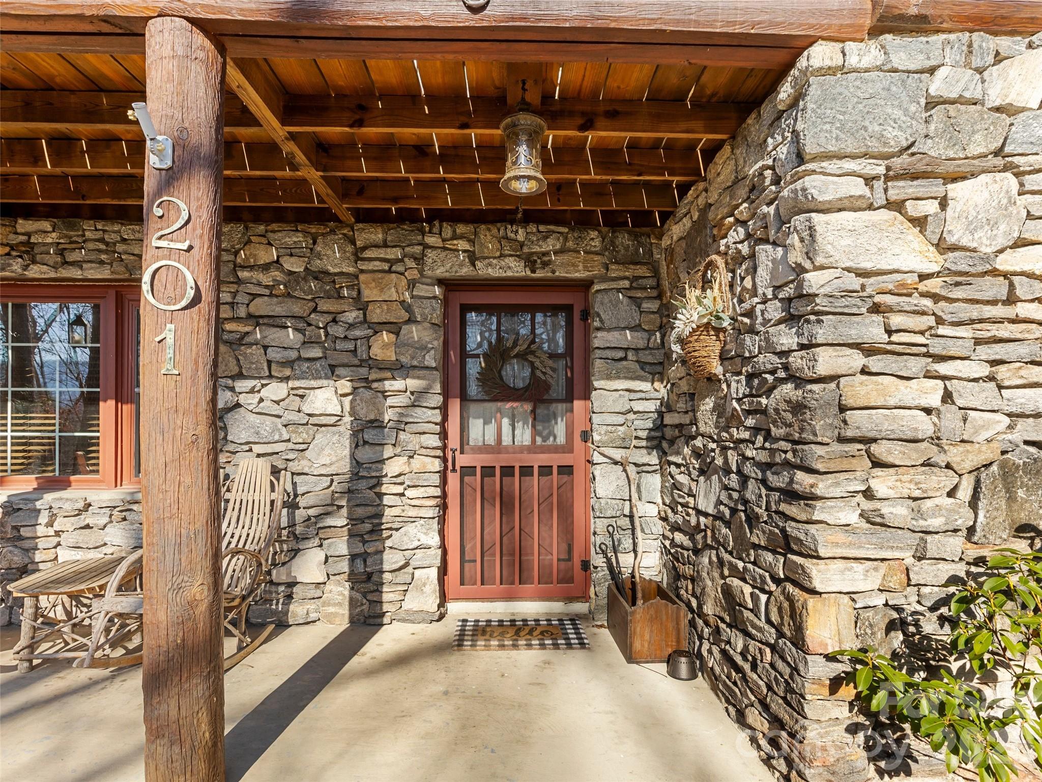 201 Liberty Road Waynesville, NC 28785 - Photo 3 of 20